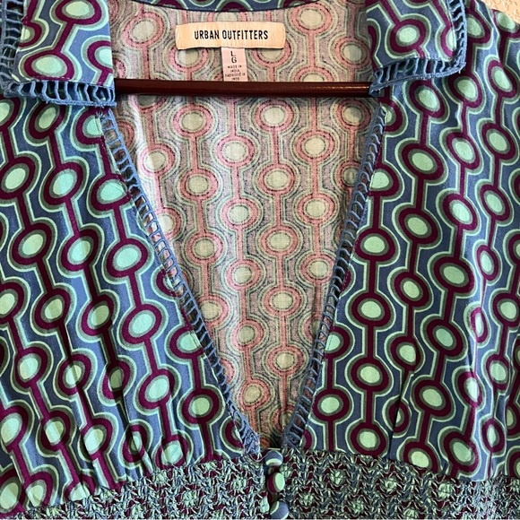 Urban Outfitters Retro Style Geometric Dress Size Large - Picture 4 of 11